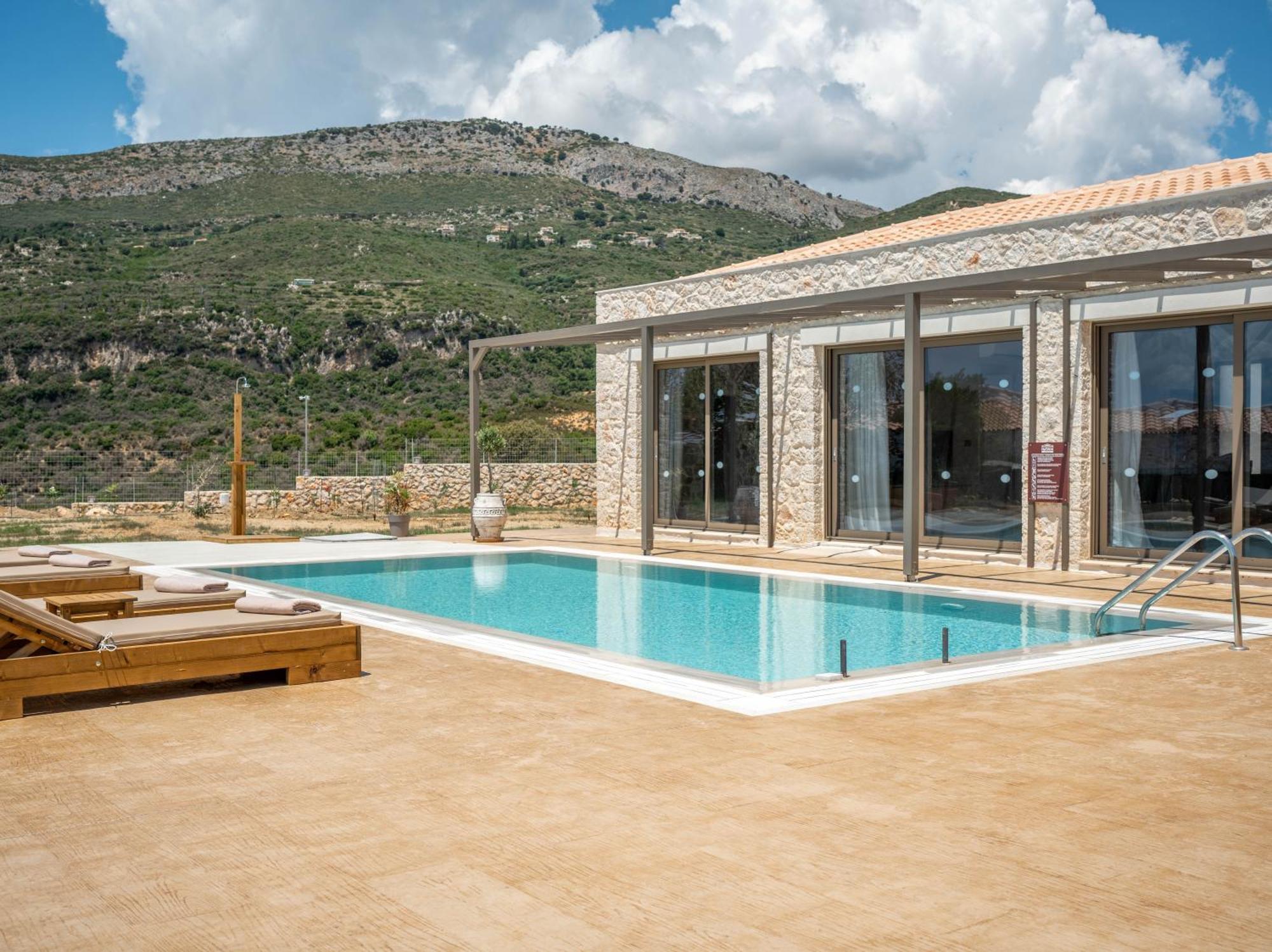 Pantheon Luxury Villas Skala  Exterior photo